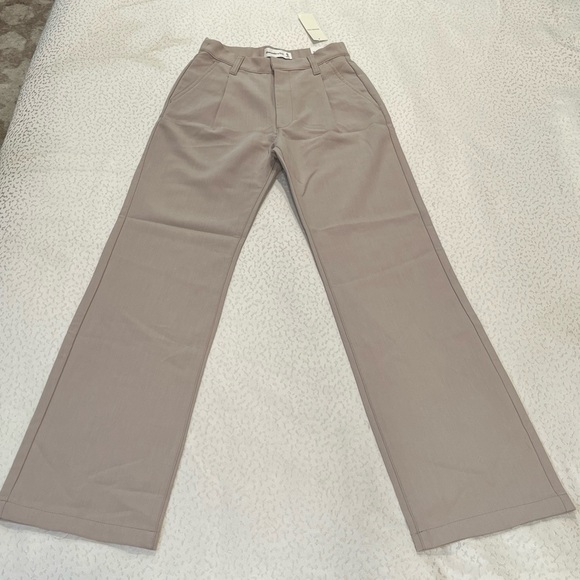NWT❗️A&F Light Brown Tailored Wide Leg Pant - Picture 5 of 5